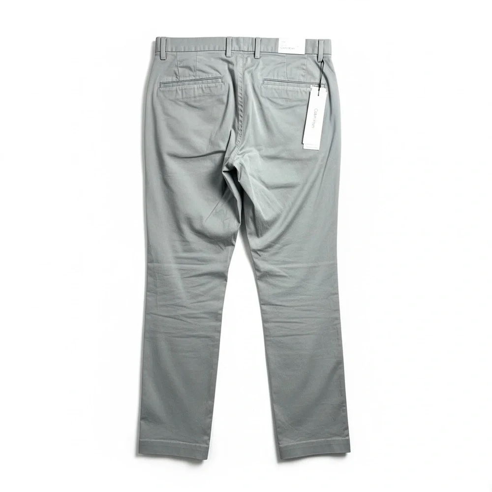 Calvin Klein Men's Gray Classic Fit Chino Pants W31 L32 NWT Business Casual - Picture 2 of 4